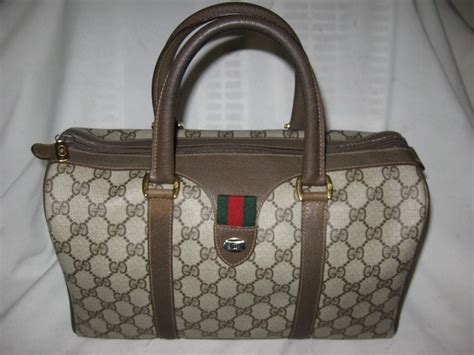 LV Speedy vs Gucci Boston bag 